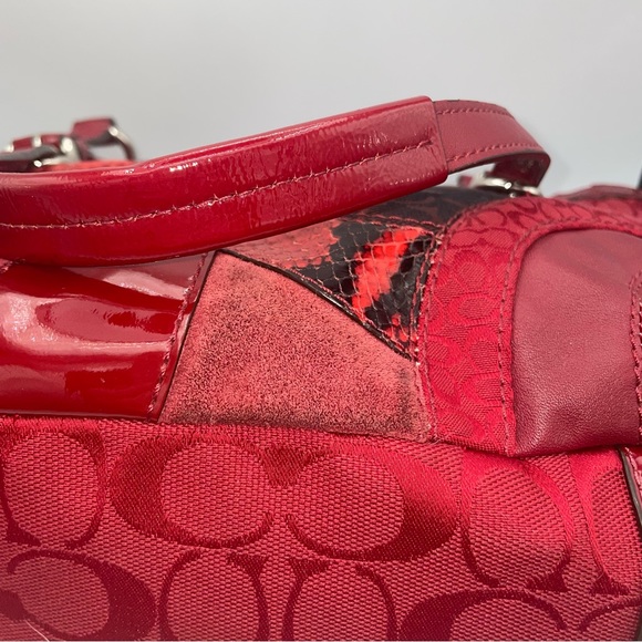 (1457) Beautiful RED Coach handbag purse - Picture 9 of 13